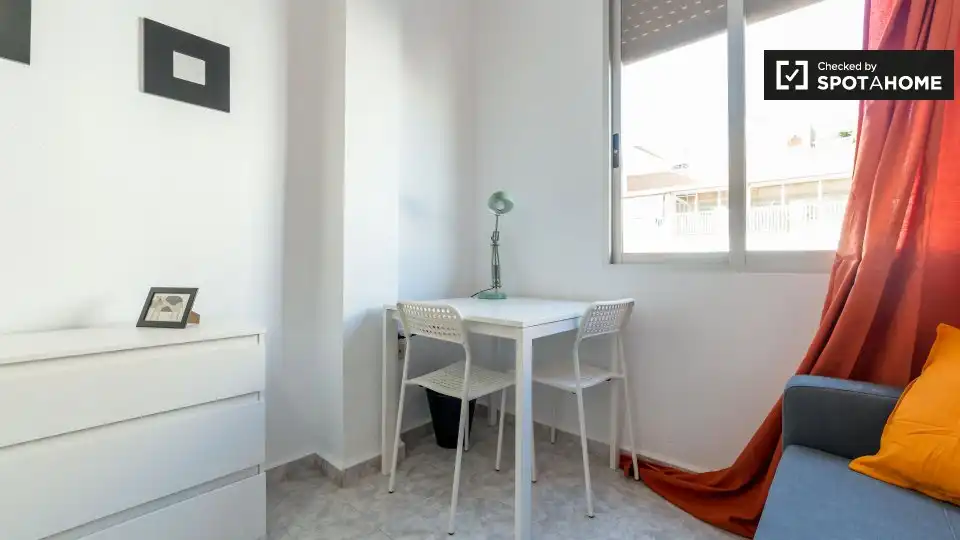 Habitación 100 m², Valencia