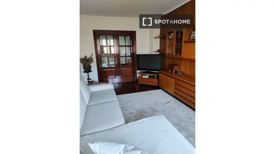 Habitación 102 m², Bilbao