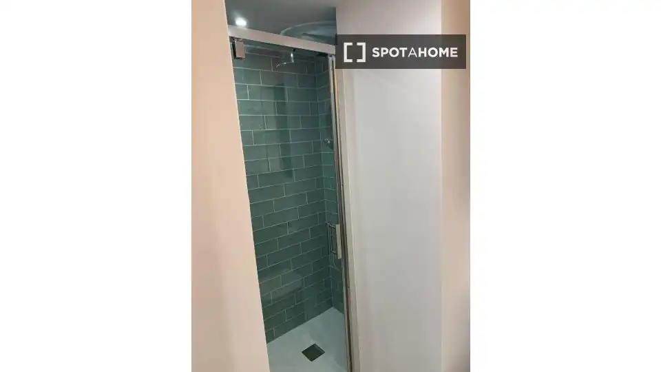 Habitación 46 m², Granada