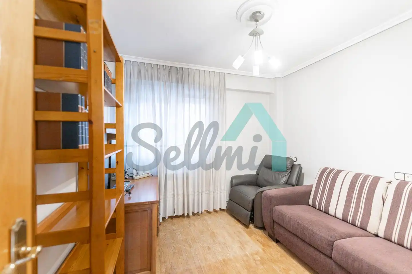 Piso de 80 m² en Oviedo