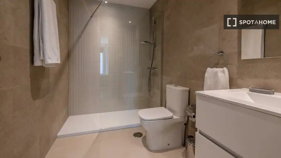 Habitación 123 m², Málaga