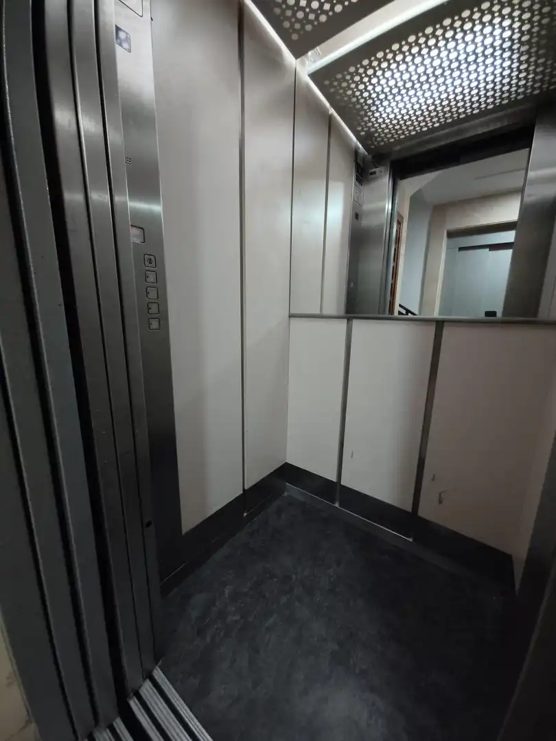 Piso de 85 m² en Granada