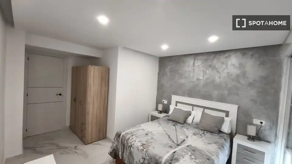 Habitación 92 m², Sevilla