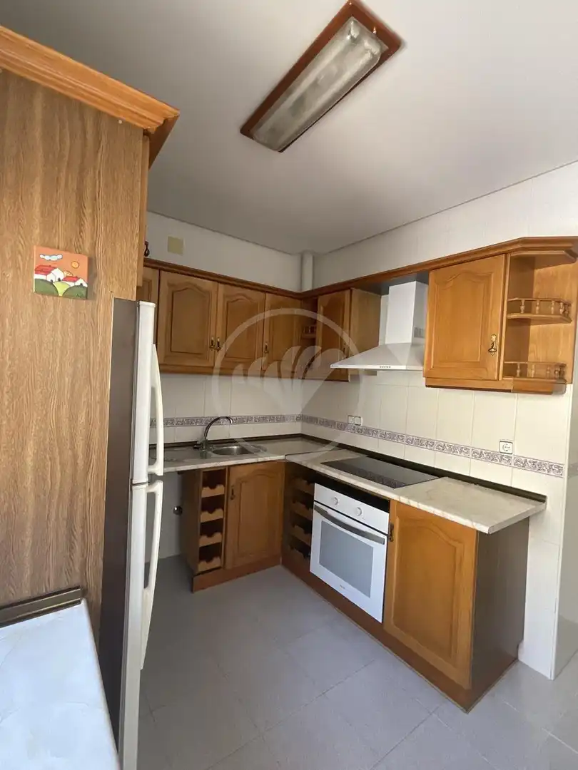 Piso de 100 m² en Linares