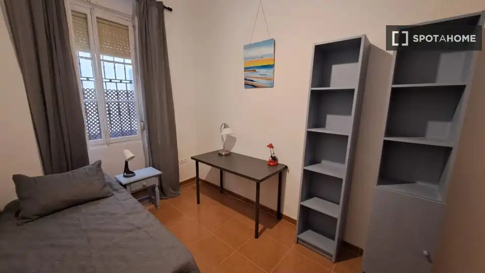Habitación 81 m², Cádiz