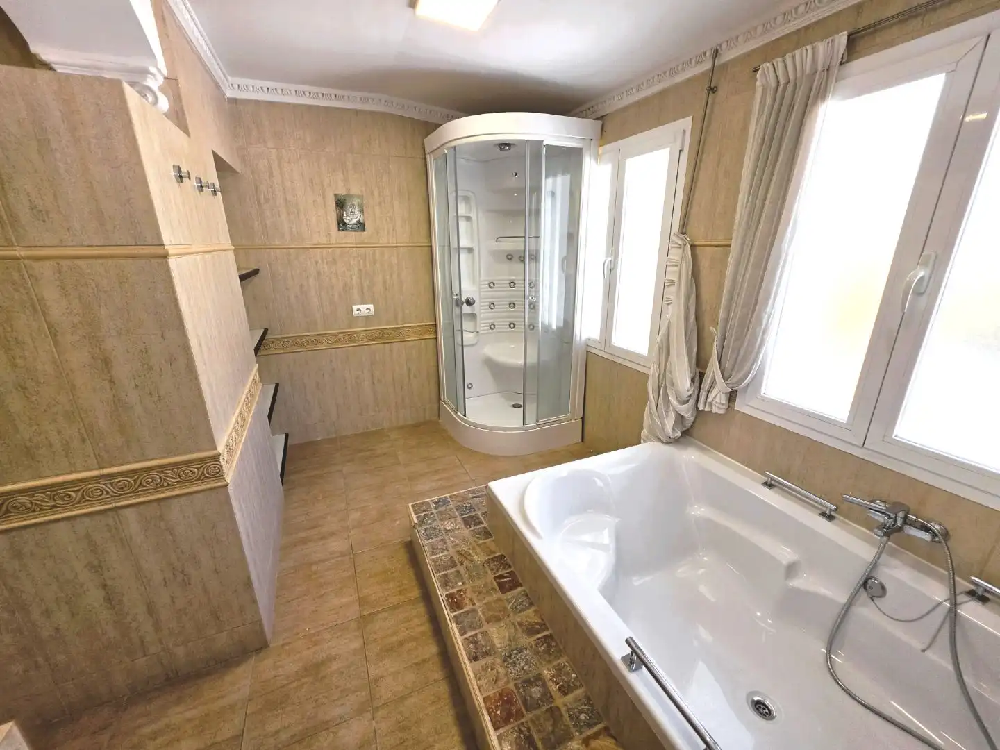 Piso de 210 m² en Marbella