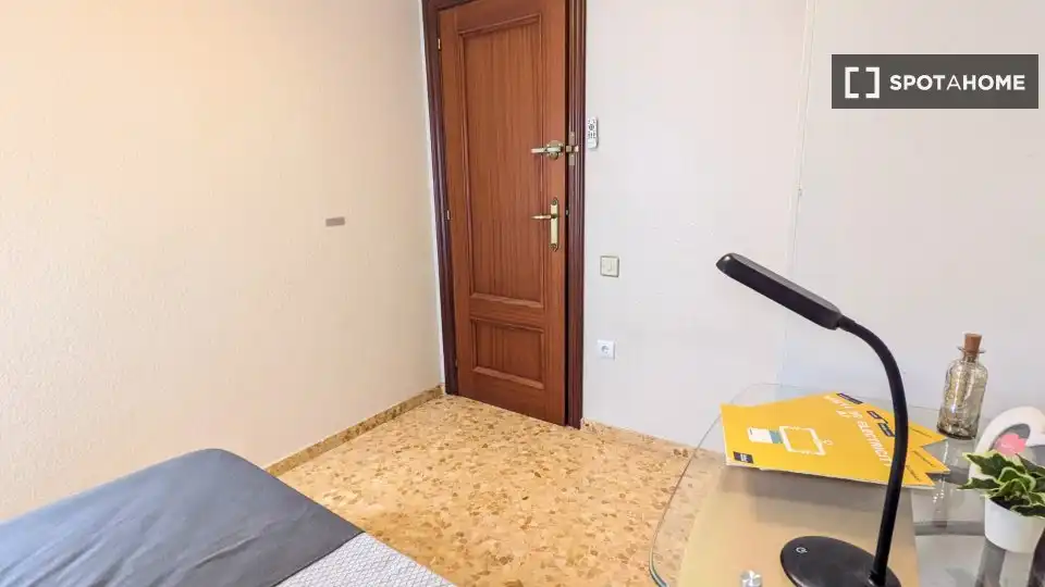 Habitación 114 m², Moncada