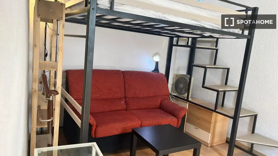 Habitación 81 m², Córdoba