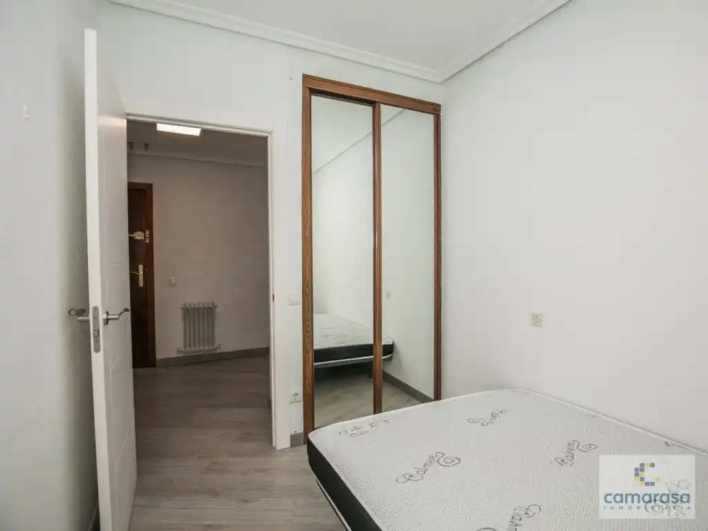 Pis de 108 m² a Àvila