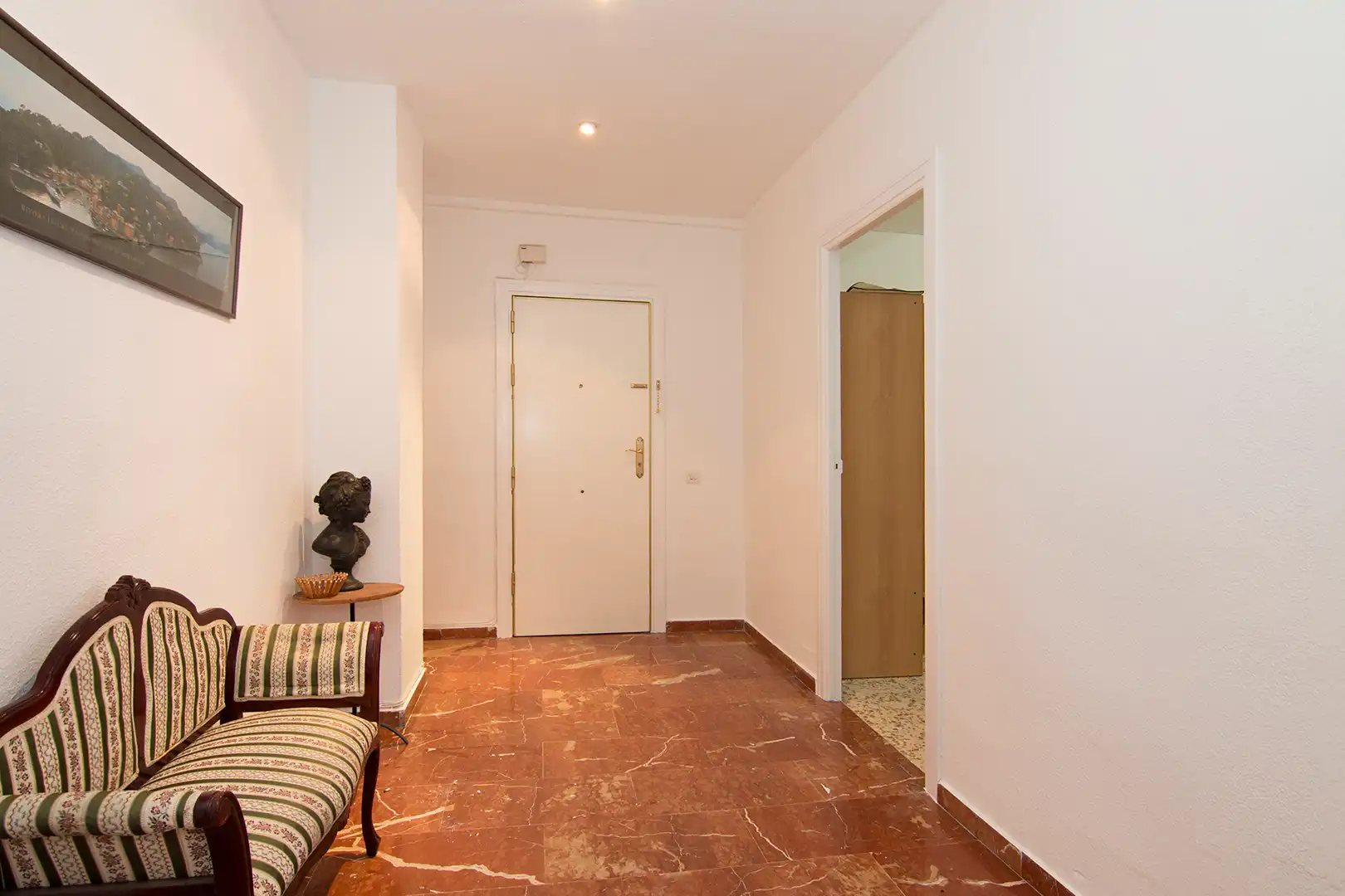 Piso de 140 m² en Granada