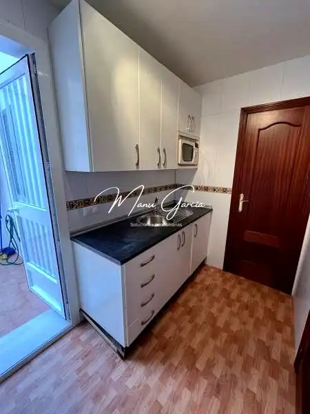 Piso de 80 m² en Lucena