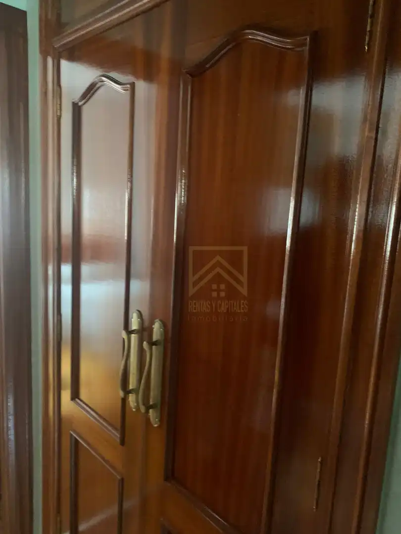 Piso de 80 m² en Camargo