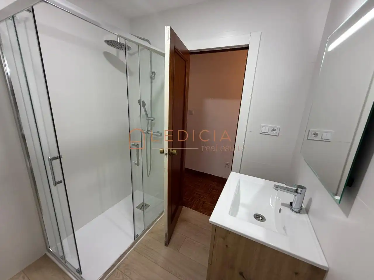 Piso de 90 m² en Vigo