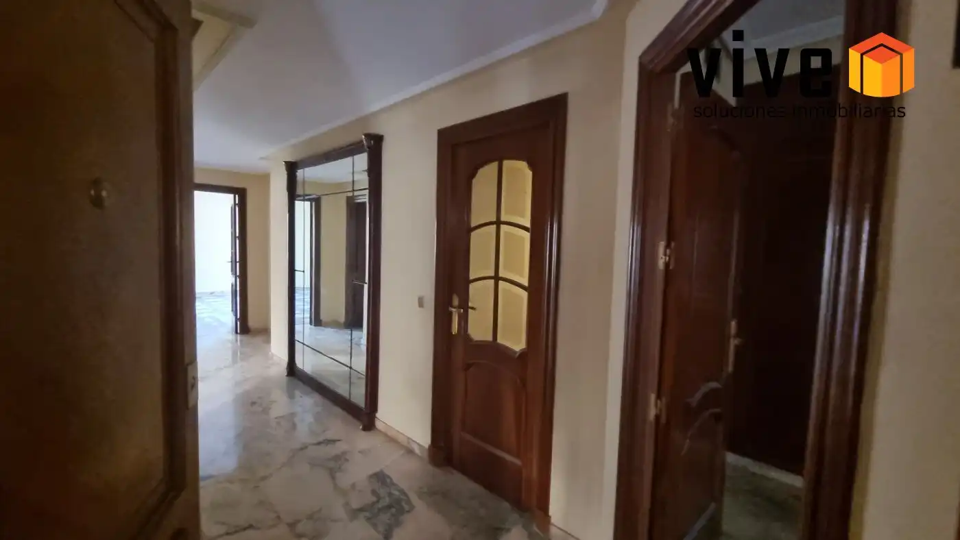 Pis de 170 m² a Sevilla