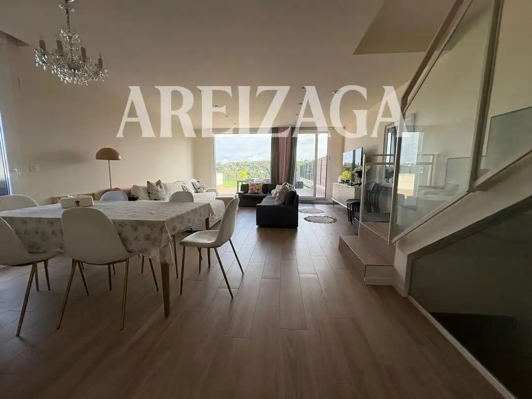 Casa de 200 m² en San Sebastián
