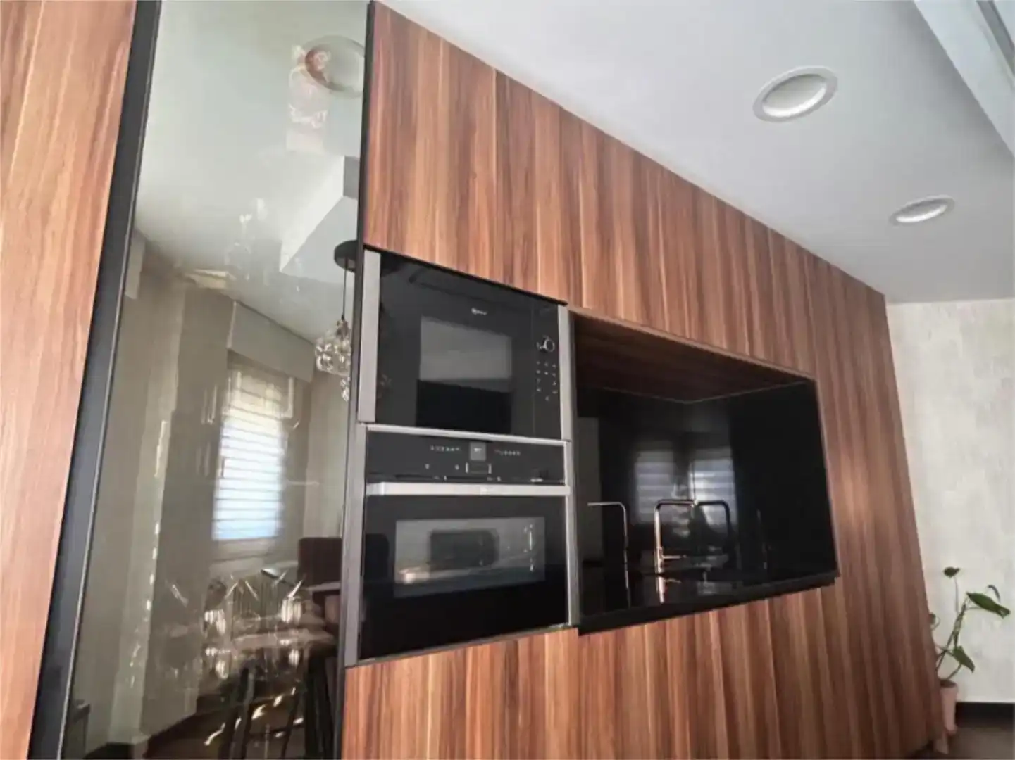 Habitación 280 m², Lardero