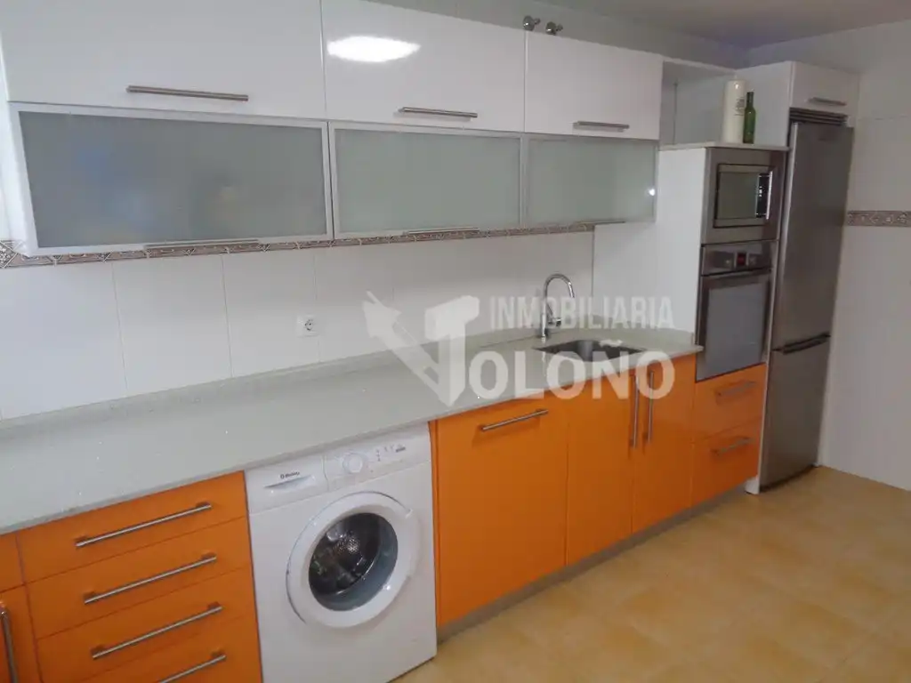 Piso de 140 m² en Anguciana