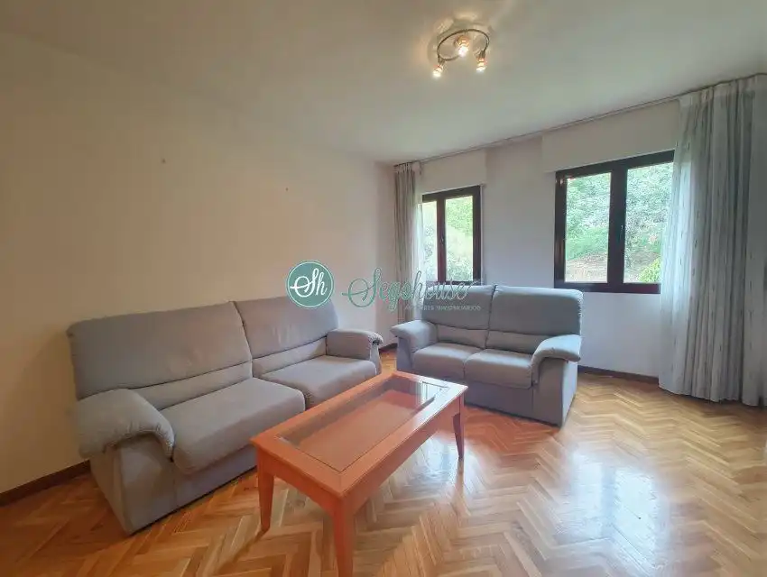Piso de 129 m² en Segovia