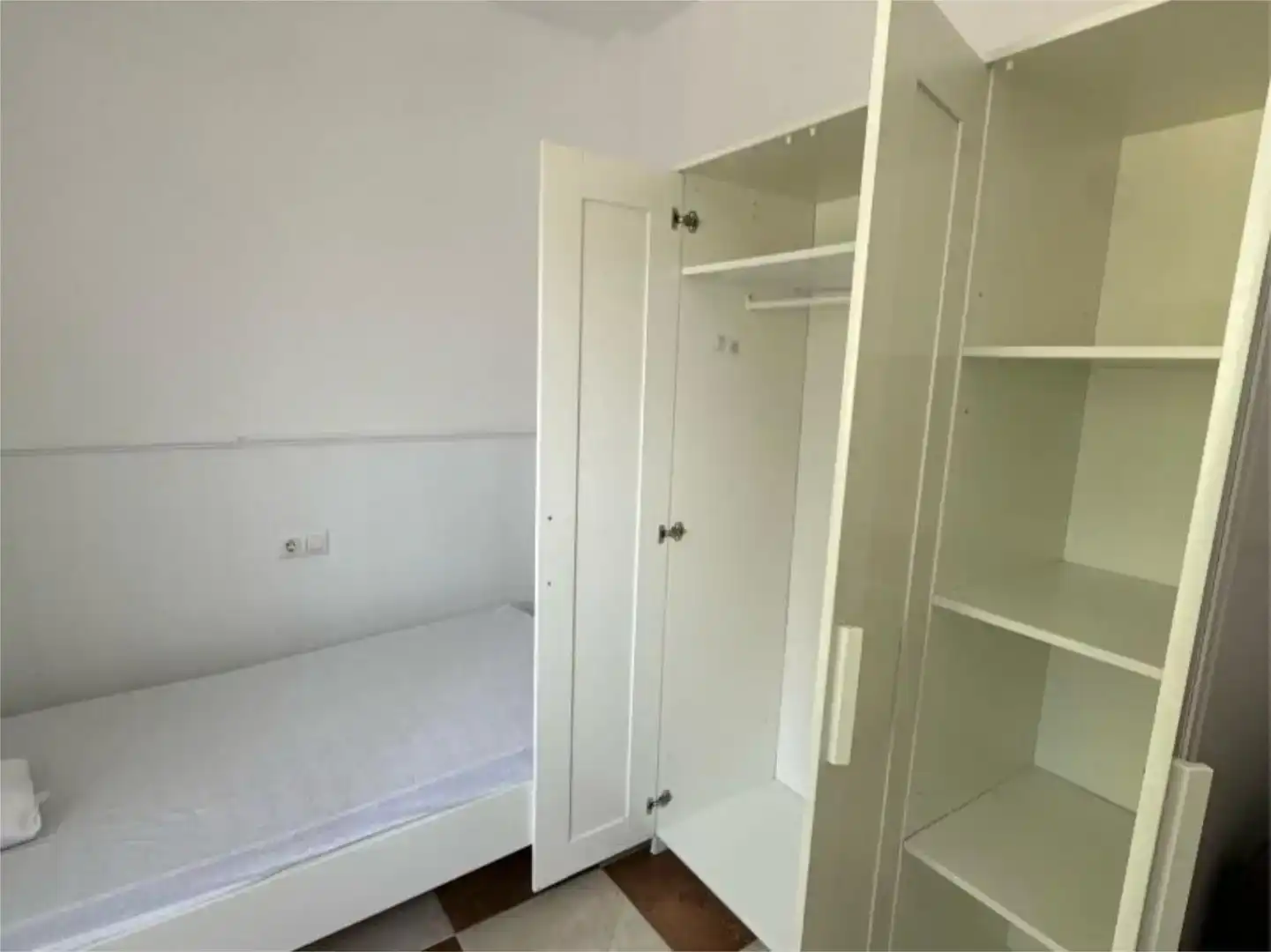 Habitación 100 m², Chiclana de la Frontera