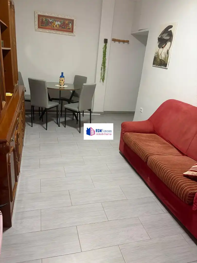Piso de 75 m² en Sevilla