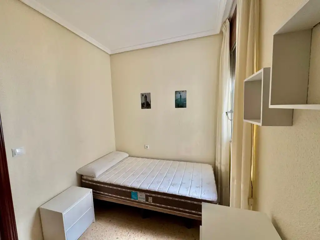 Habitación 87 m², Córdoba