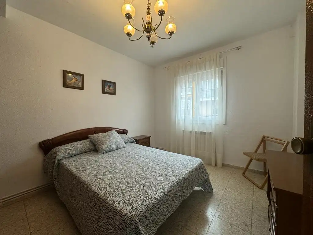 Piso de 85 m² en Cáceres