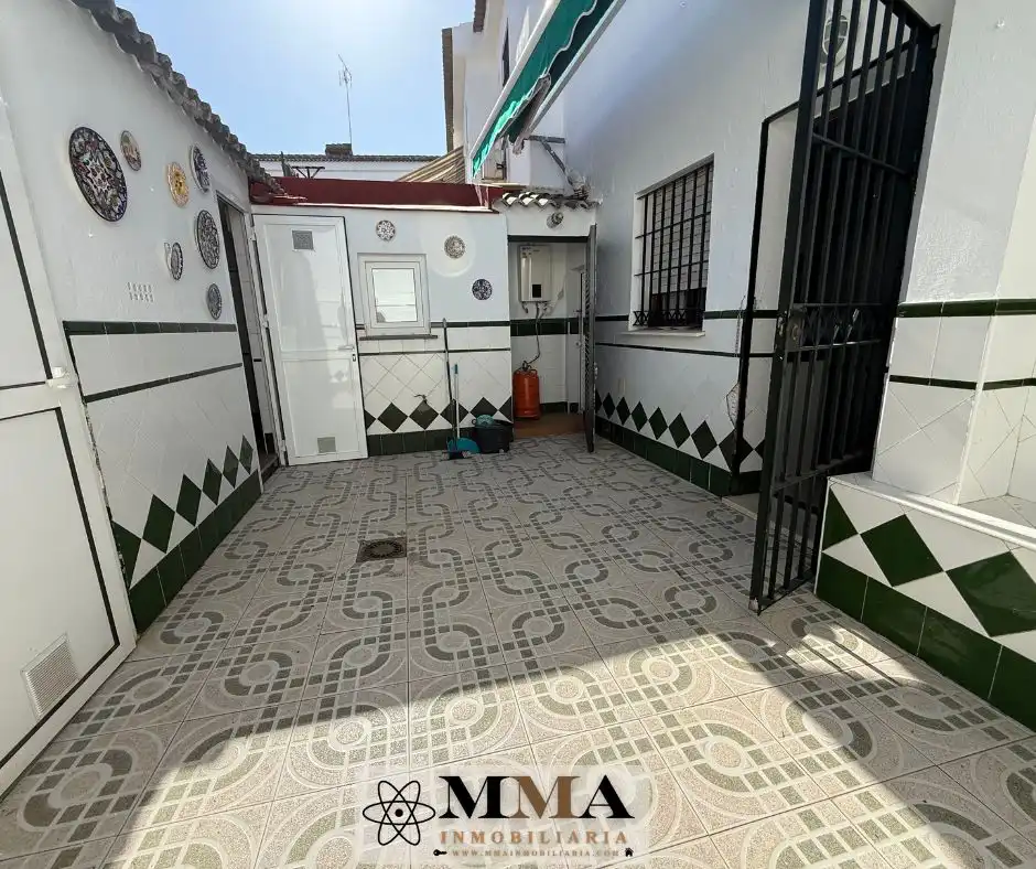 Casa de 130 m² en Lepe