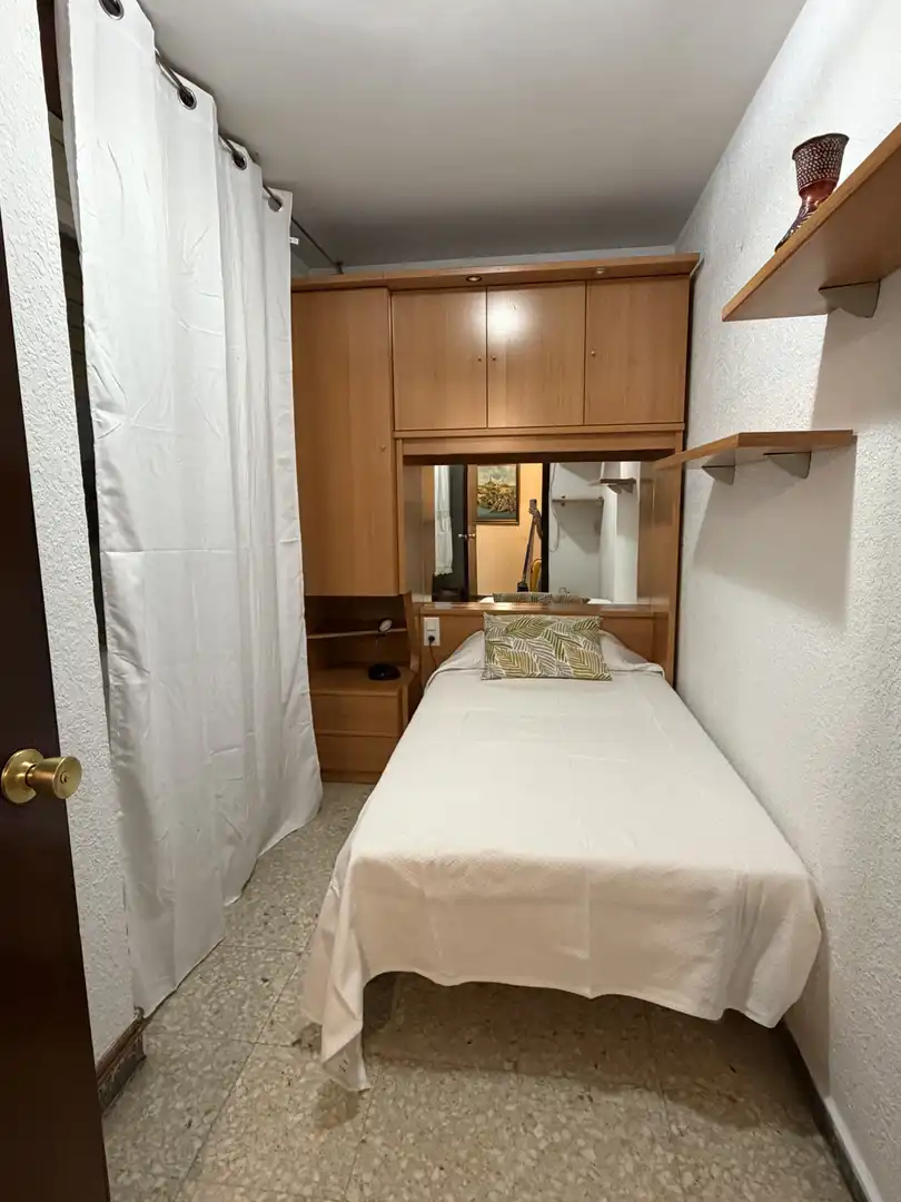 Habitación 100 m², Barbastro
