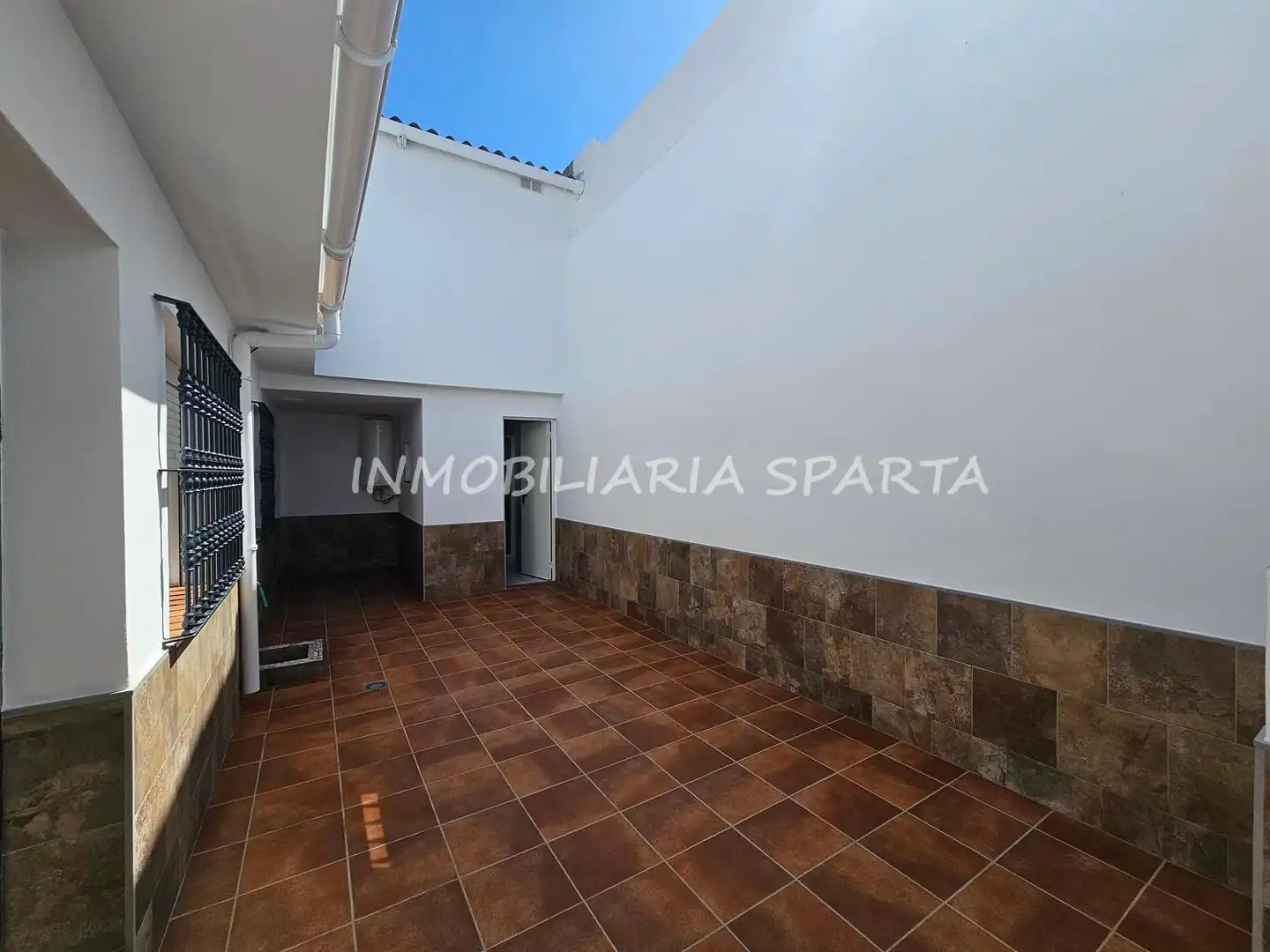 Casa de 153 m² en Villanueva del Ariscal