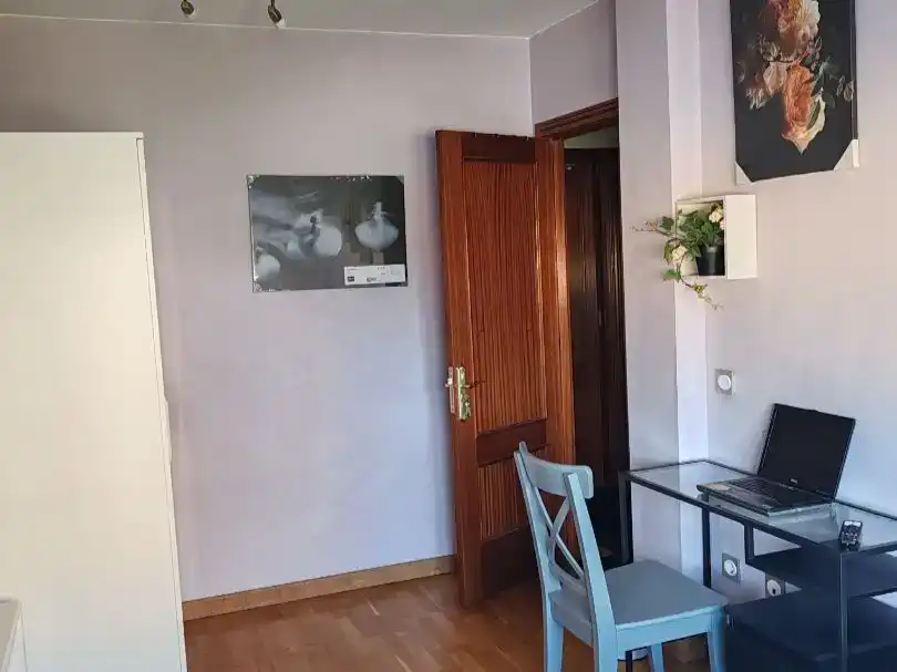 Habitació 153 m², Oviedo