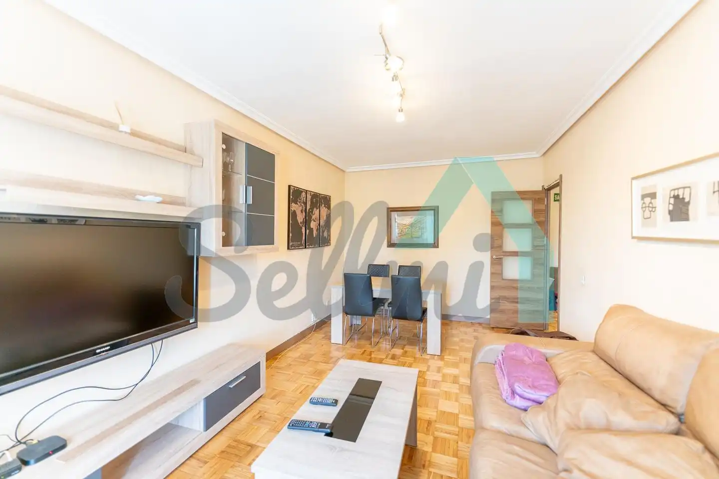 Pis de 95 m² a Oviedo