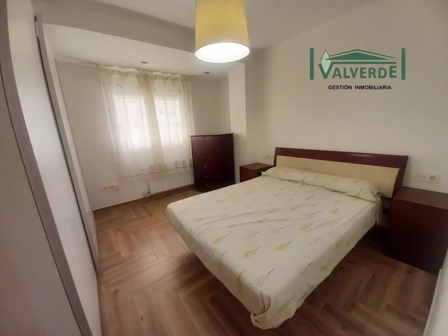 Piso de 85 m² en Granada