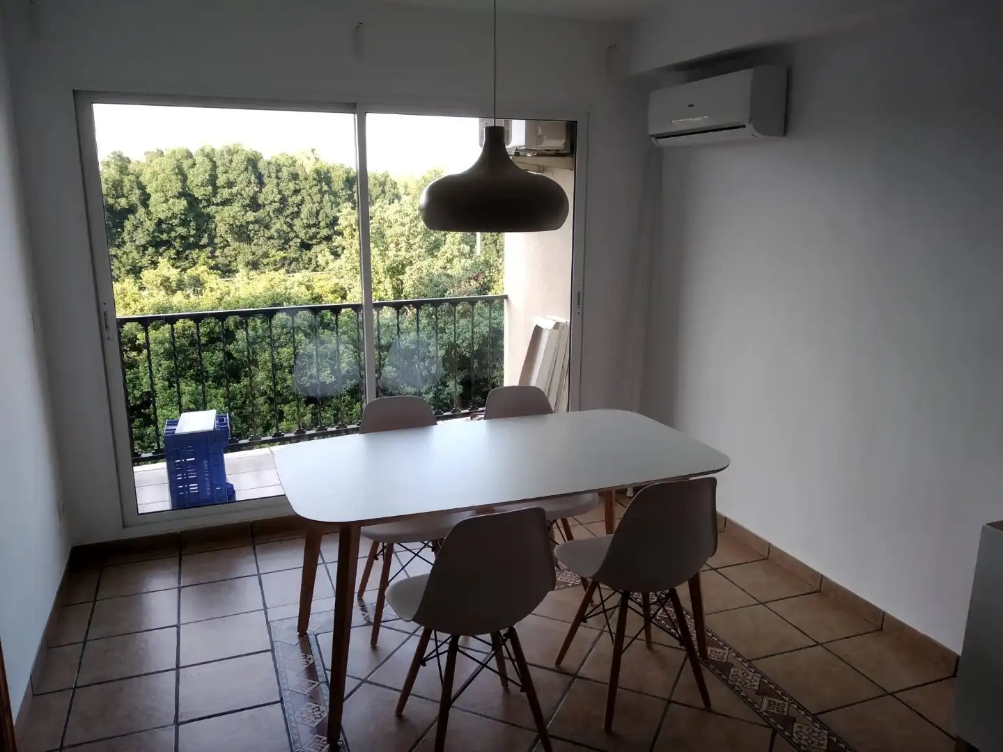 Habitació de lloguer, Burjassot