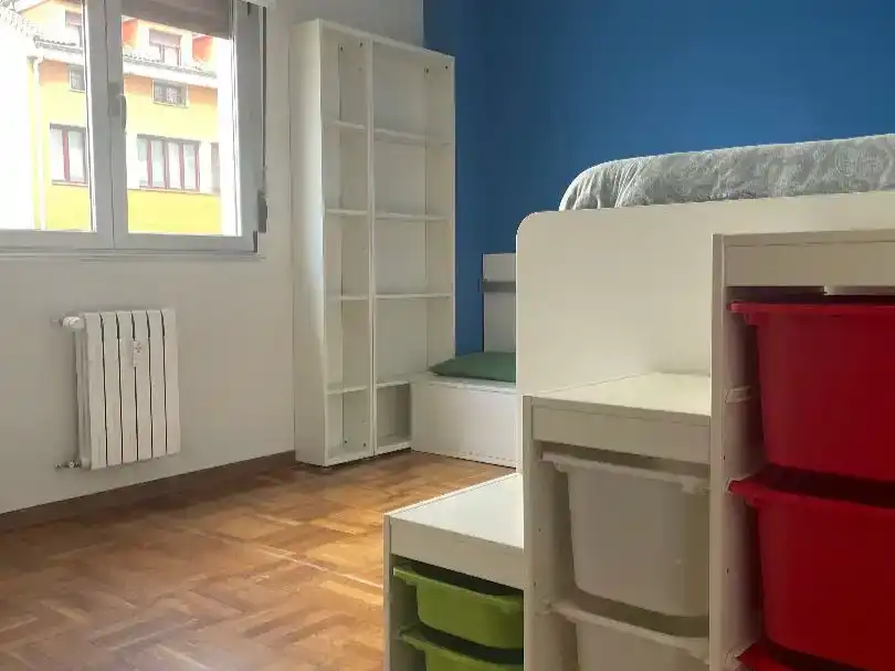 Piso de 80 m² en Oviedo
