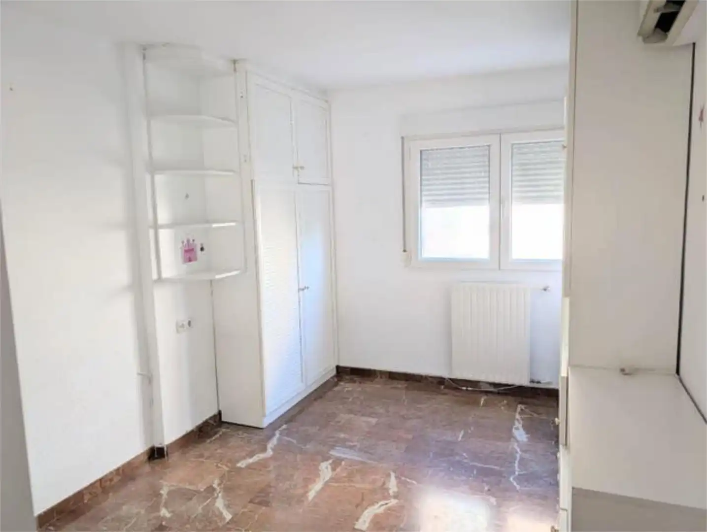Piso de 120 m² en Granada