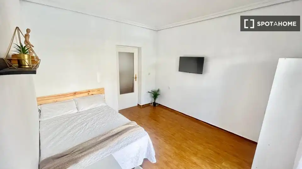 Habitación 150 m², Santiponce