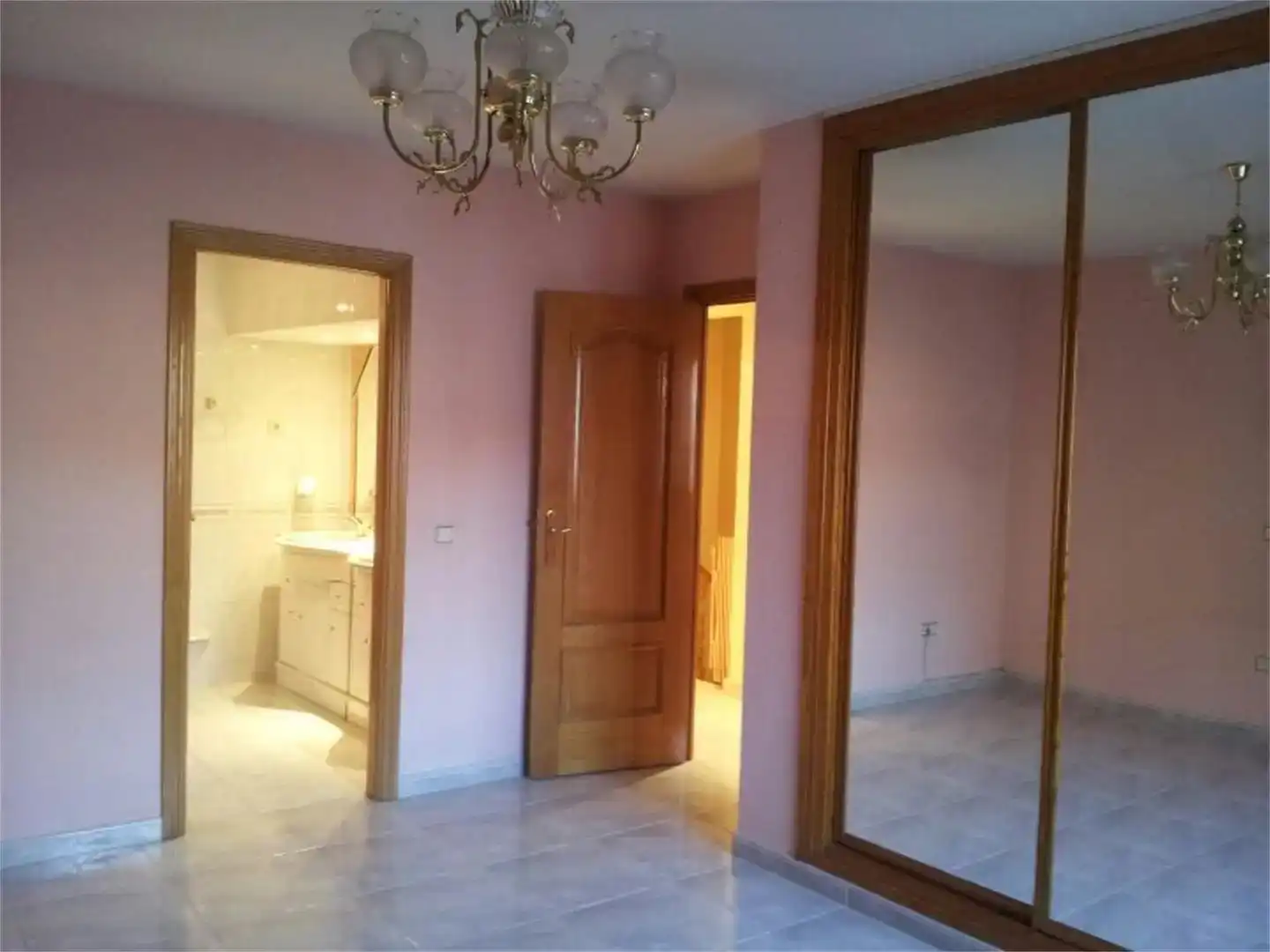 Piso de 365 m² en Moraleja de Enmedio
