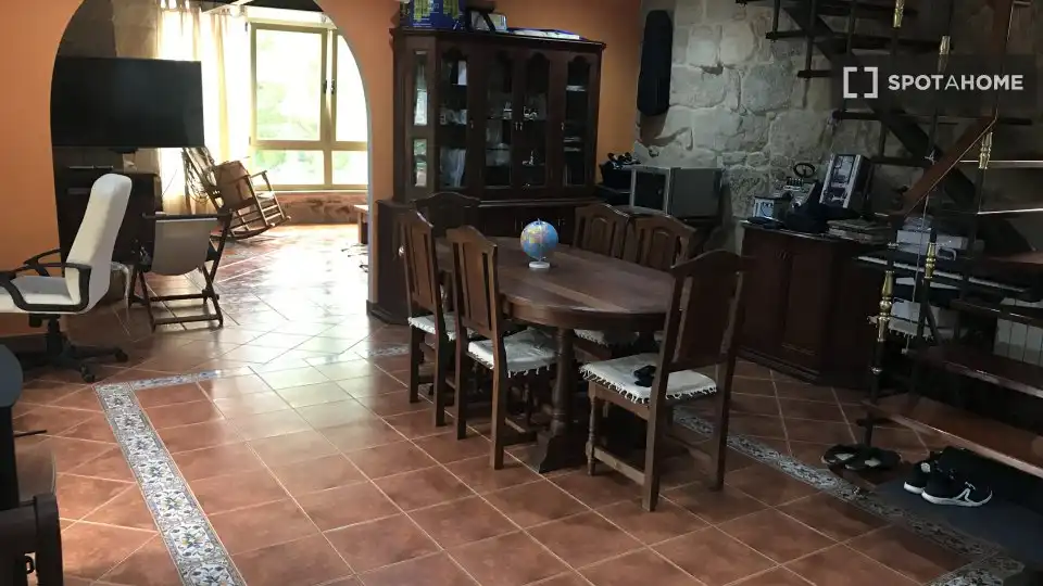 Habitación 288 m², Mondariz