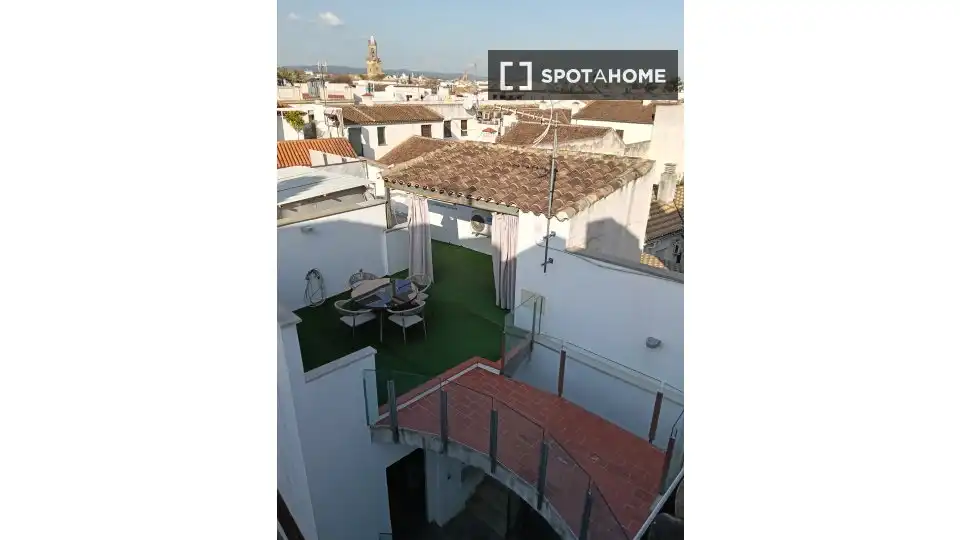 Habitación 46 m², Córdoba