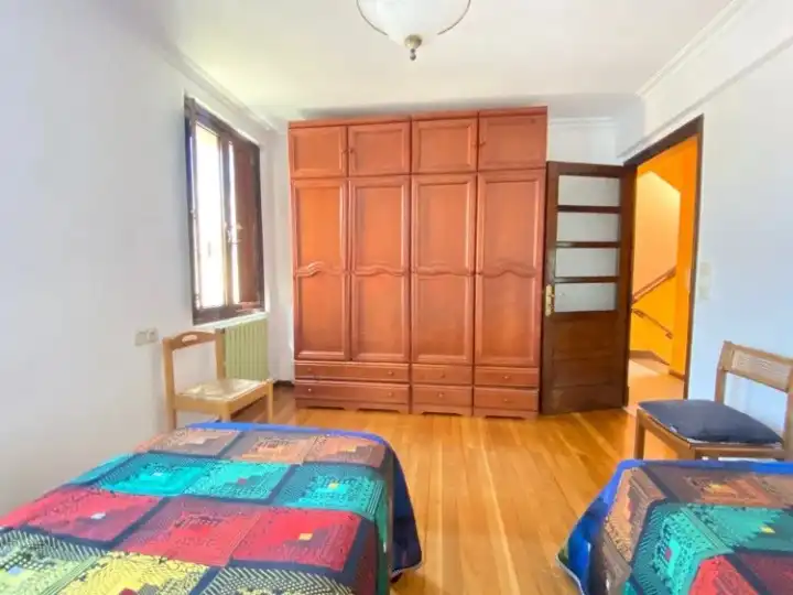 Casa de 144 m² en Santiago de Compostela