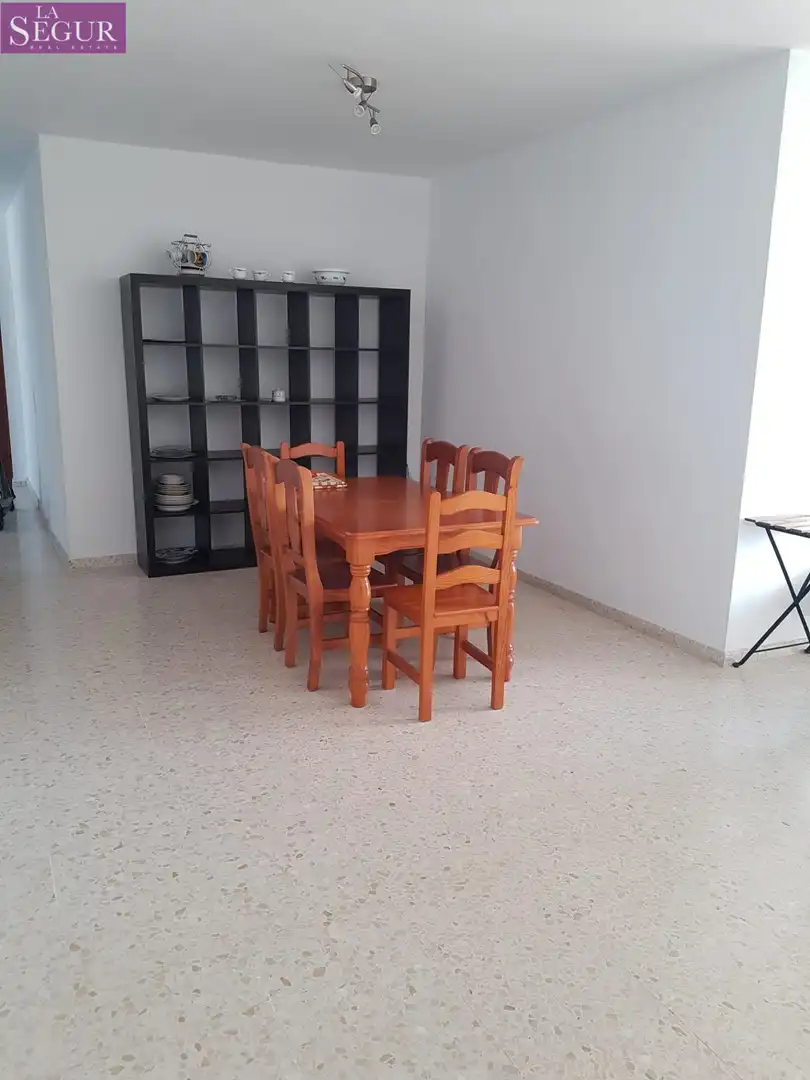 Piso de 160 m² en Cádiz