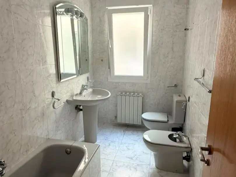 Habitación 182 m², Logroño
