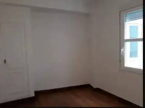 Piso de 143 m² en Santiago de Compostela