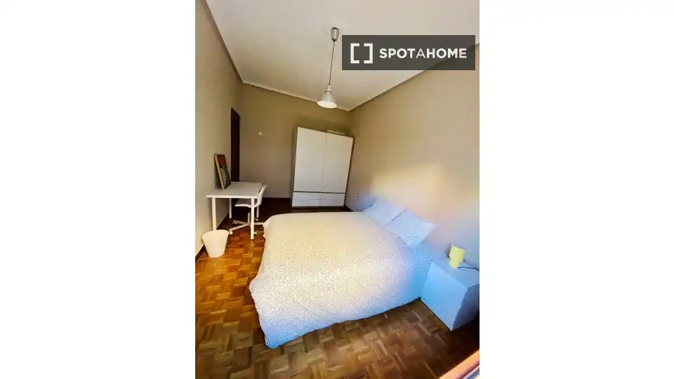 Habitación 98 m², Bilbao