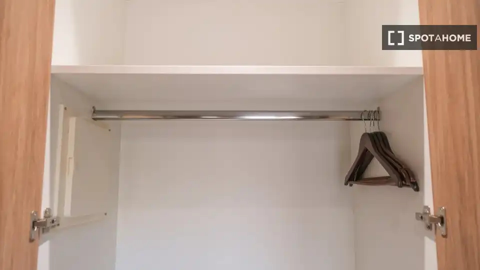 Habitación 15 m², Barcelona