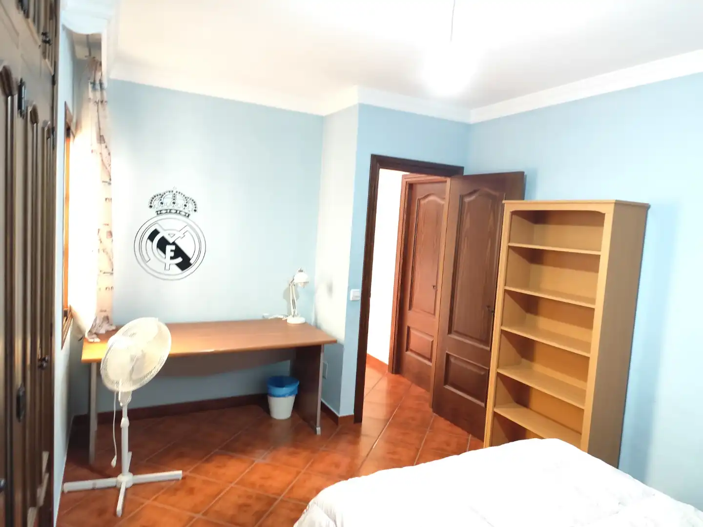 Room for rent, Monda