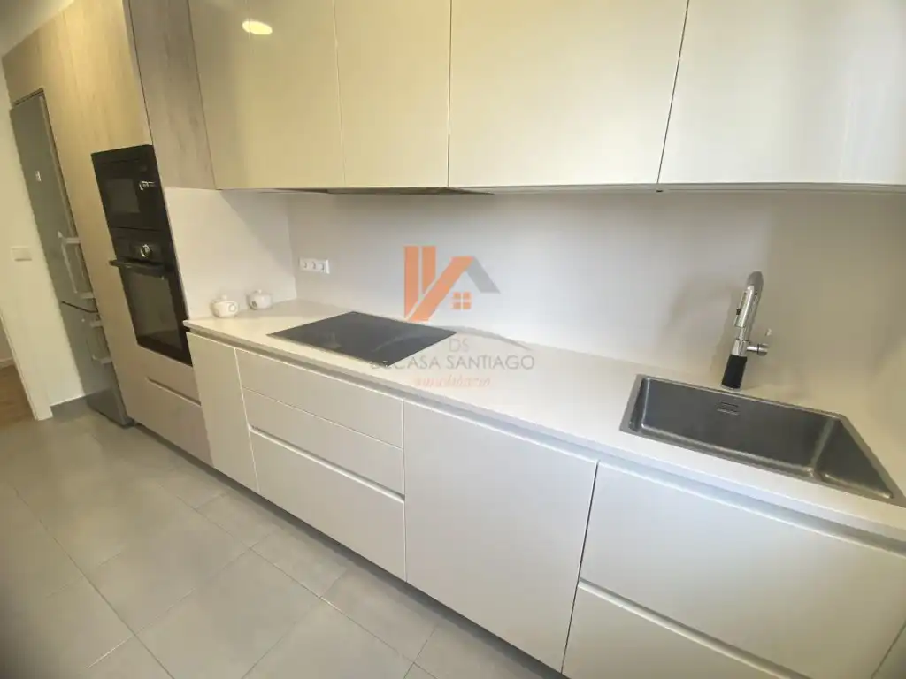 Piso de 111 m² en Santiago de Compostela