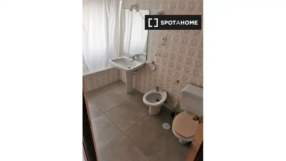 Habitación 115 m², Granada