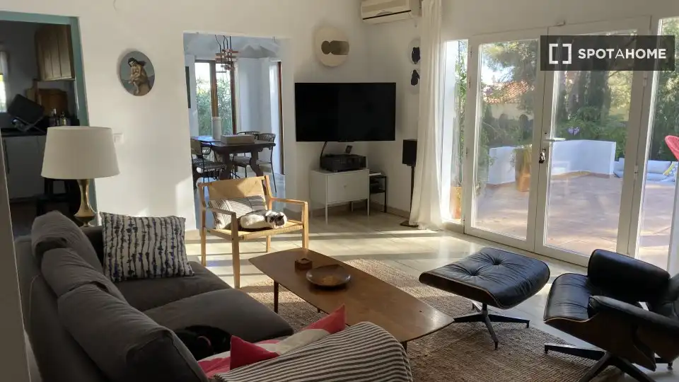 Habitación 1121 m², Altea