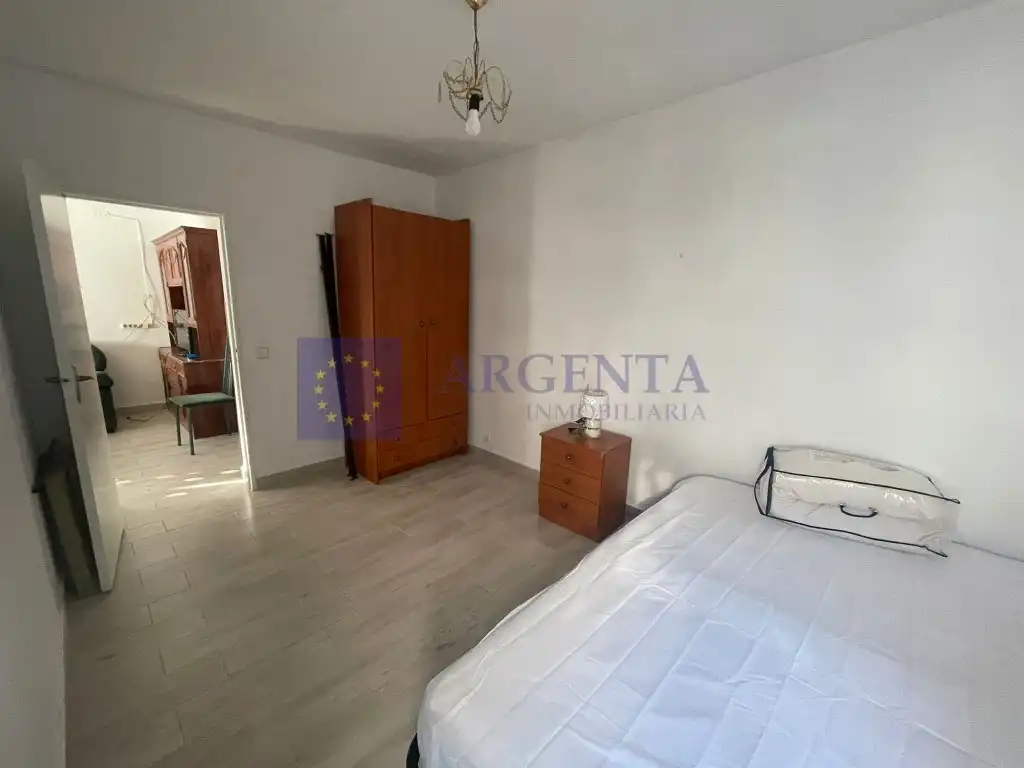 Piso de 80 m² en Cáceres
